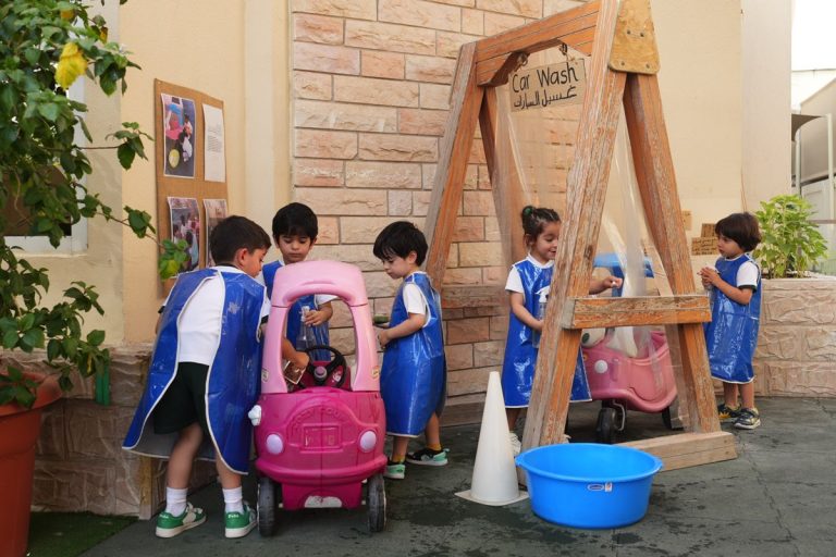 GreenGrassoutdoor classroom